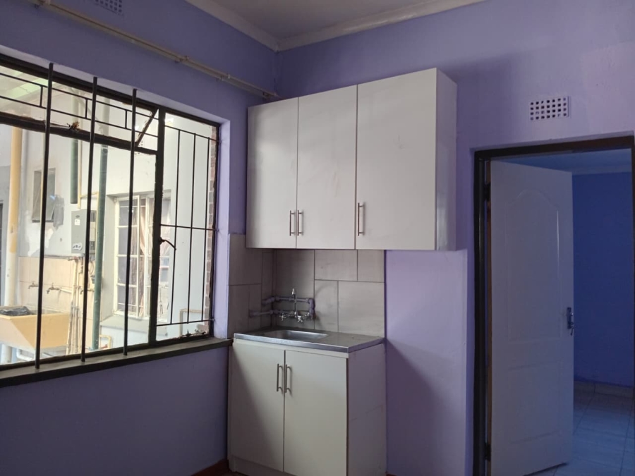 To Let 1 Bedroom Property for Rent in Oos Einde North West